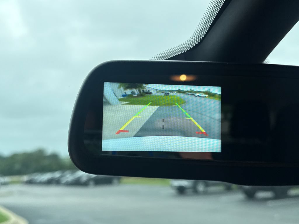 Used 2020 Dodge Journey SE w/ Blacktop Package FWD image 19