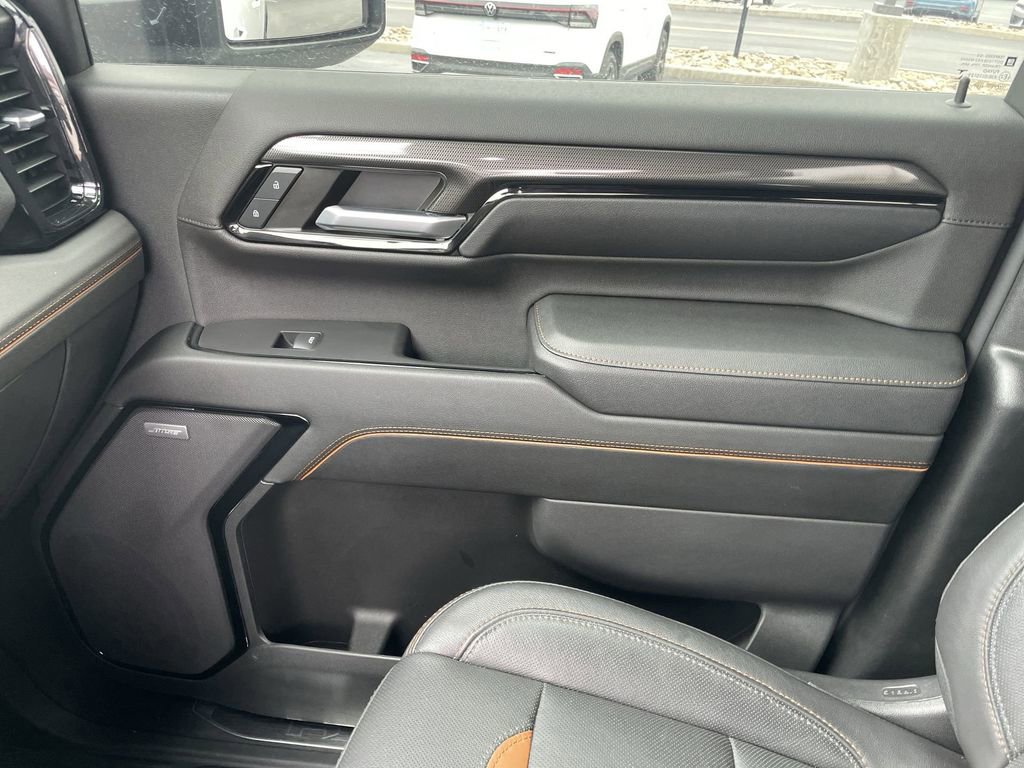 Used 2024 GMC Sierra 2500 AT4 w/ AT4 Preferred Package image 21