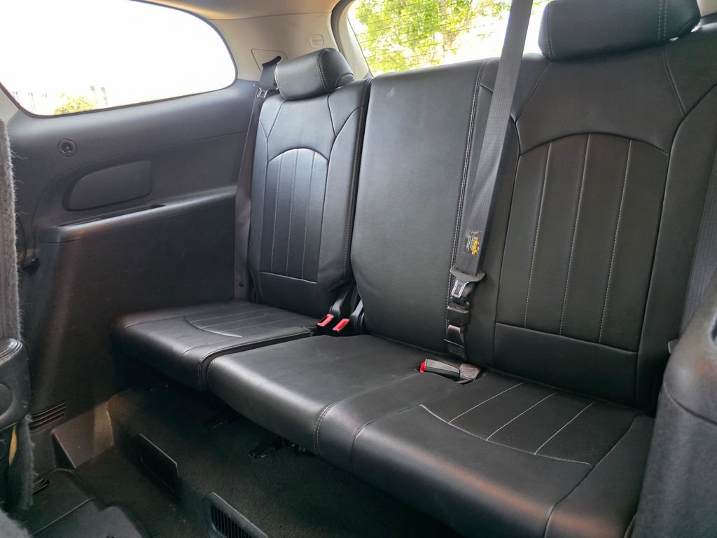 Used 2014 Buick Enclave Leather FWD image 29