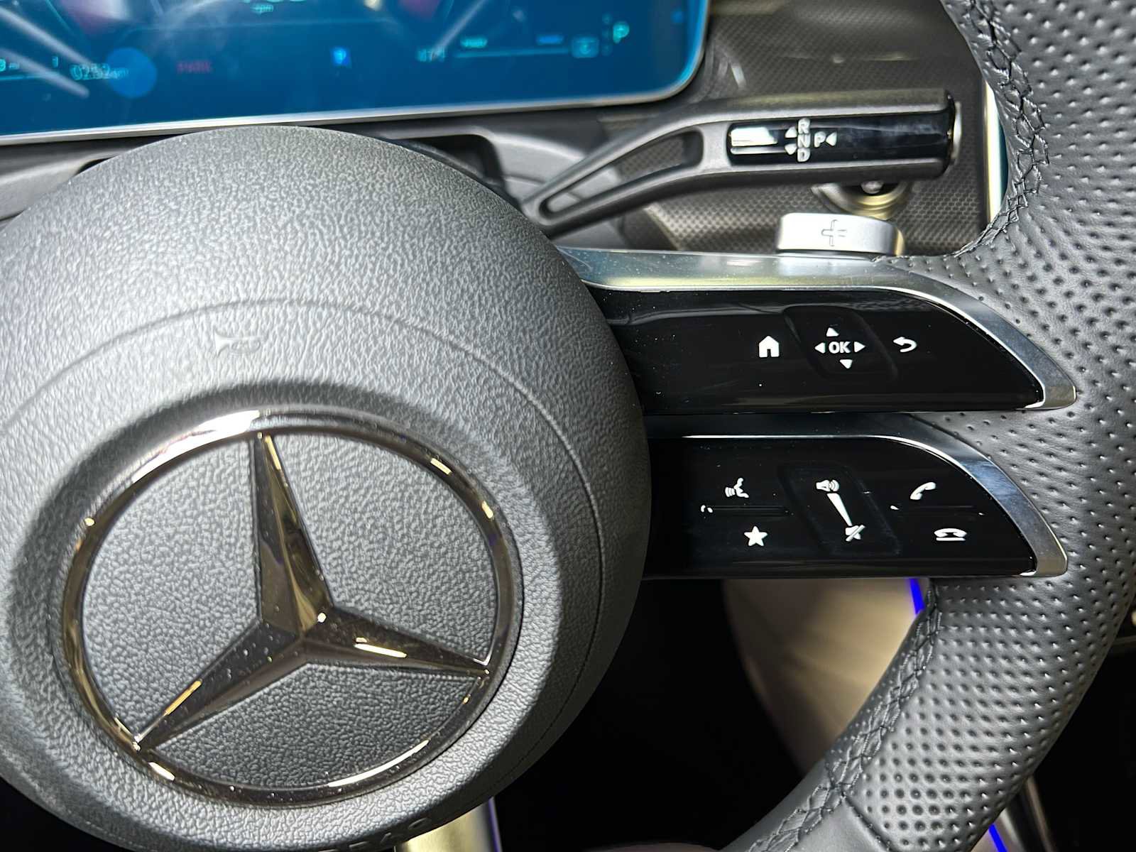 New 2026 Mercedes-Benz CLE 300 4MATIC Cabriolet image 25