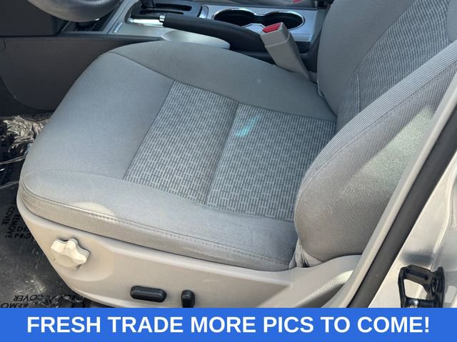 Used 2011 Ford Fusion SE w/ 202A Rapid Spec Order Code FWD image 11