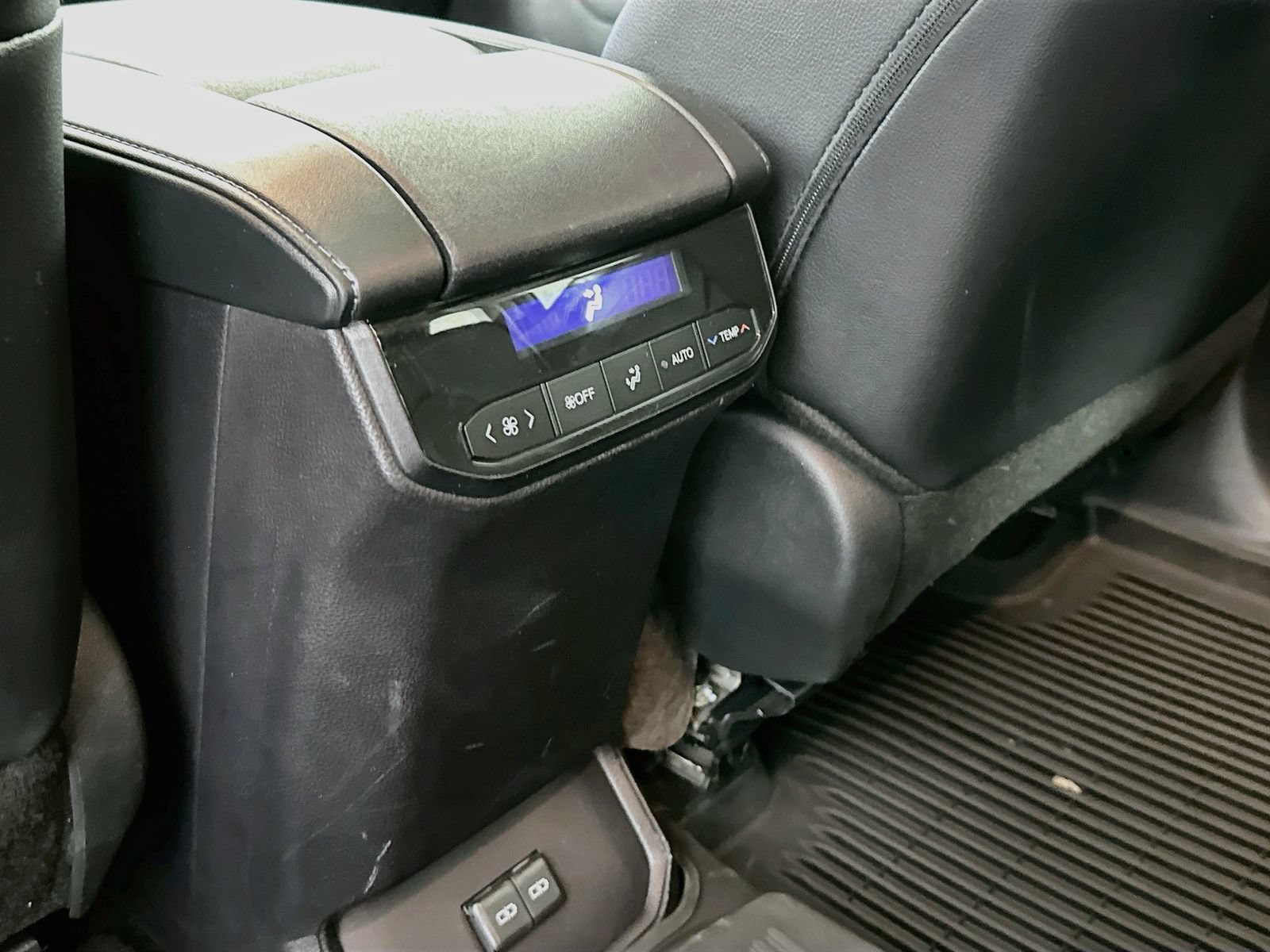 Certified 2026 Toyota Highlander XLE AWD/4WD image 26