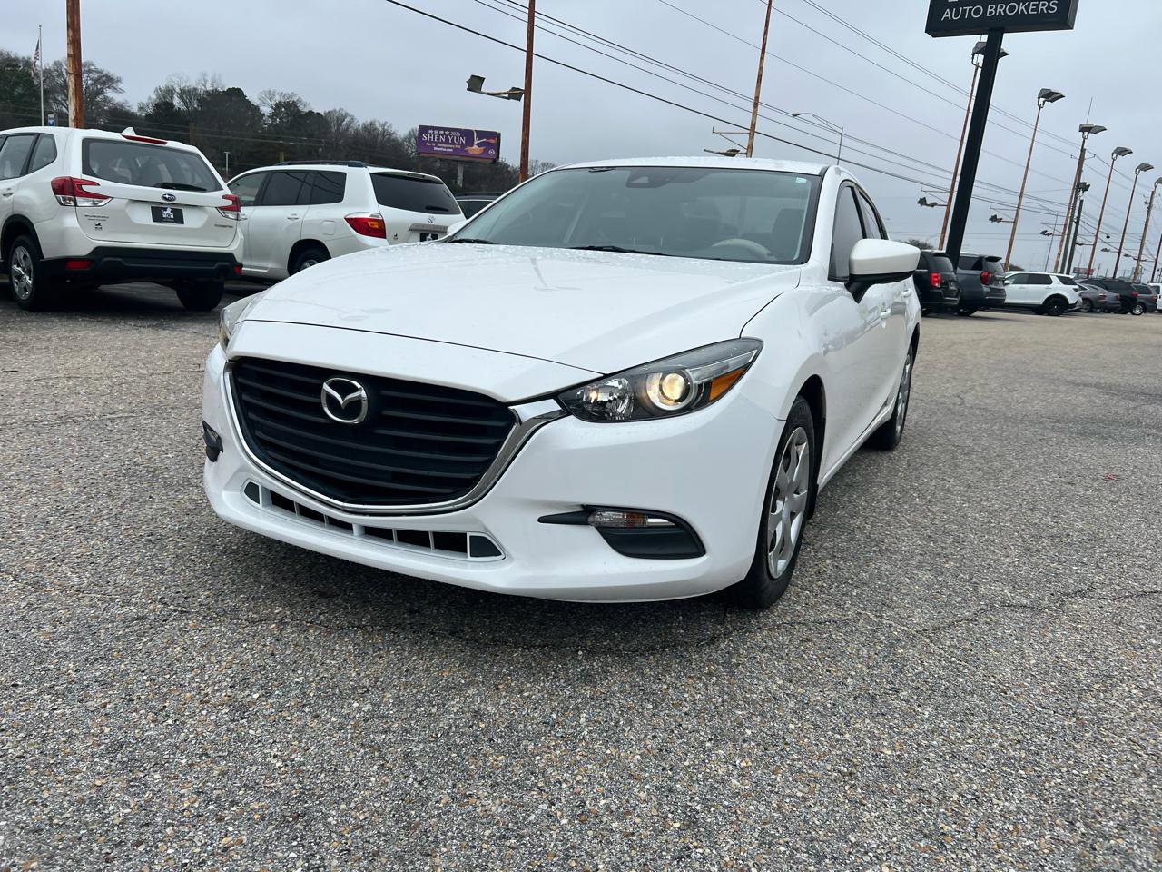 Used 2018 MAZDA MAZDA3 Sport image 6