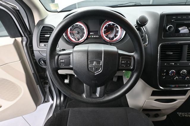 Used 2014 Dodge Grand Caravan SE w/ Quick Order Package 29E SE FWD image 24