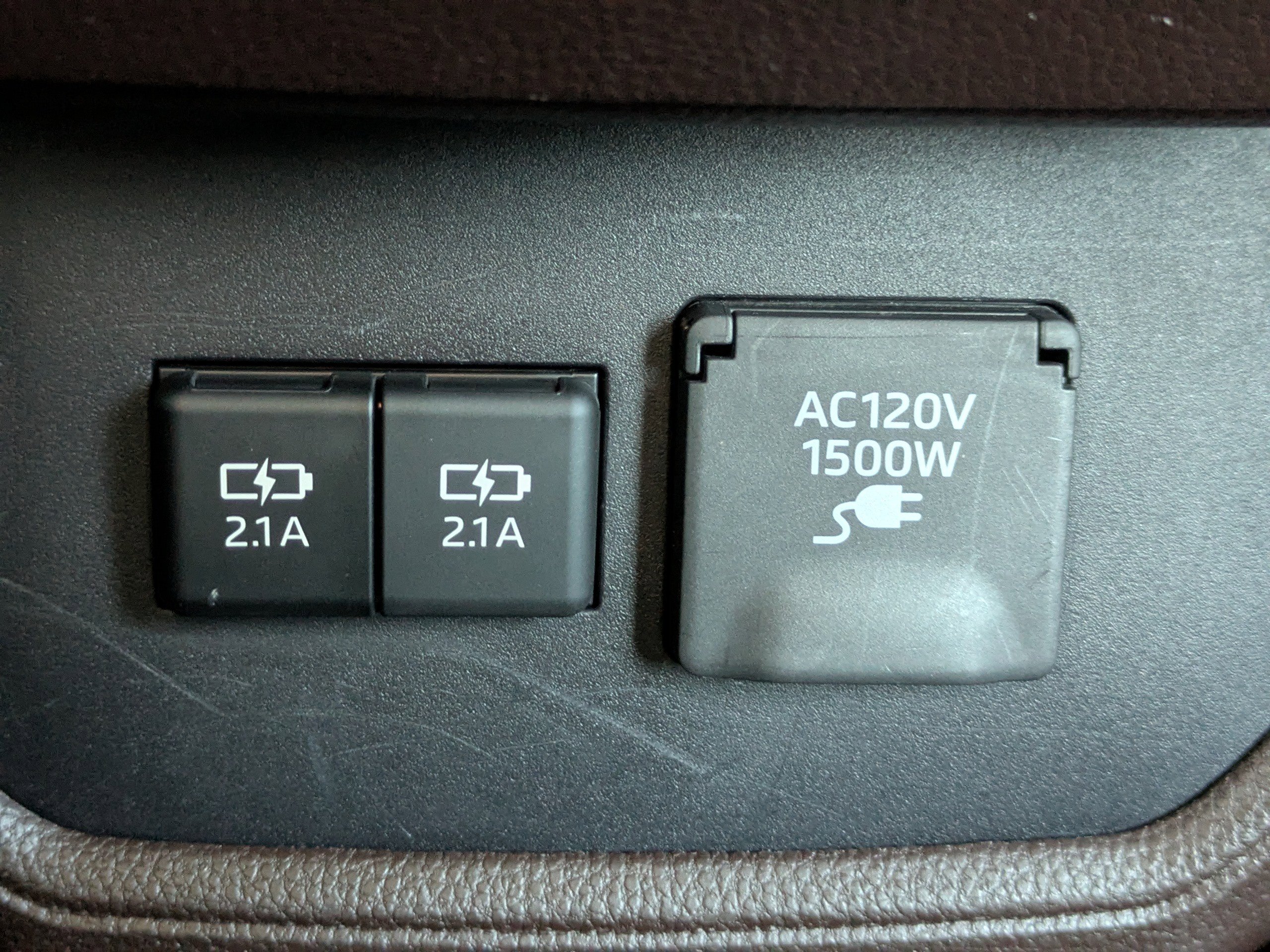 Used 2021 Toyota Highlander Platinum image 18