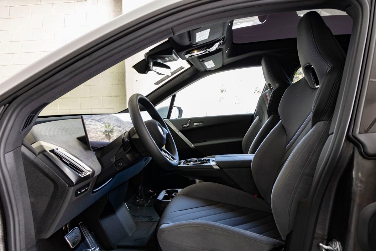 New 2026 BMW iX xDrive45 w/ M Sport Package image 14