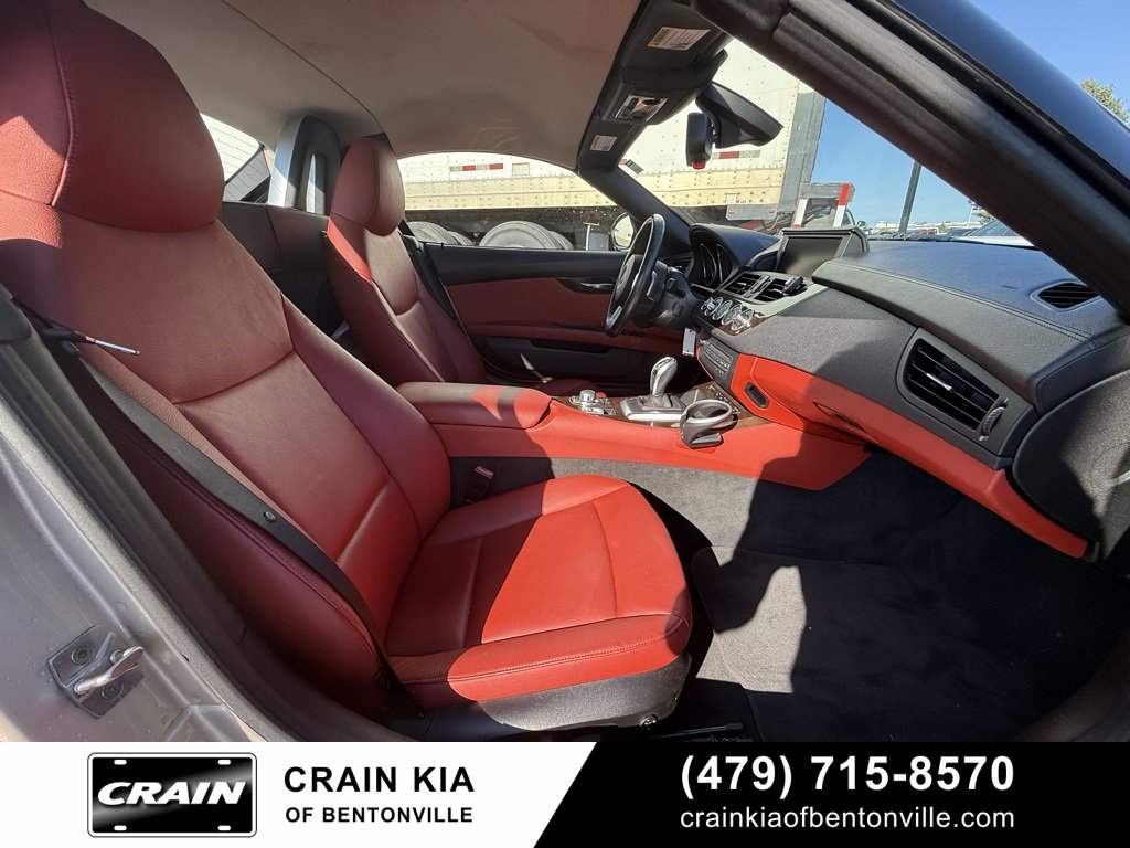 Used 2010 BMW Z4 sDrive35i image 27