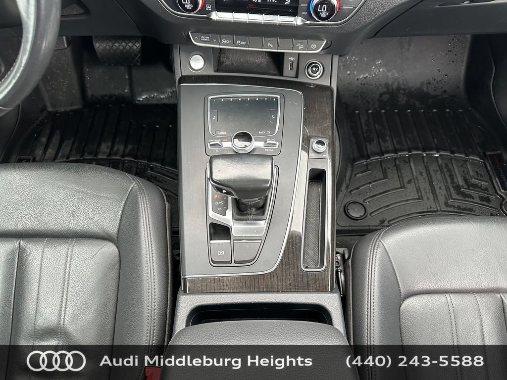 Used 2018 Audi Q5 2.0T Premium Plus w/ Premium Plus Package AWD/4WD image 32