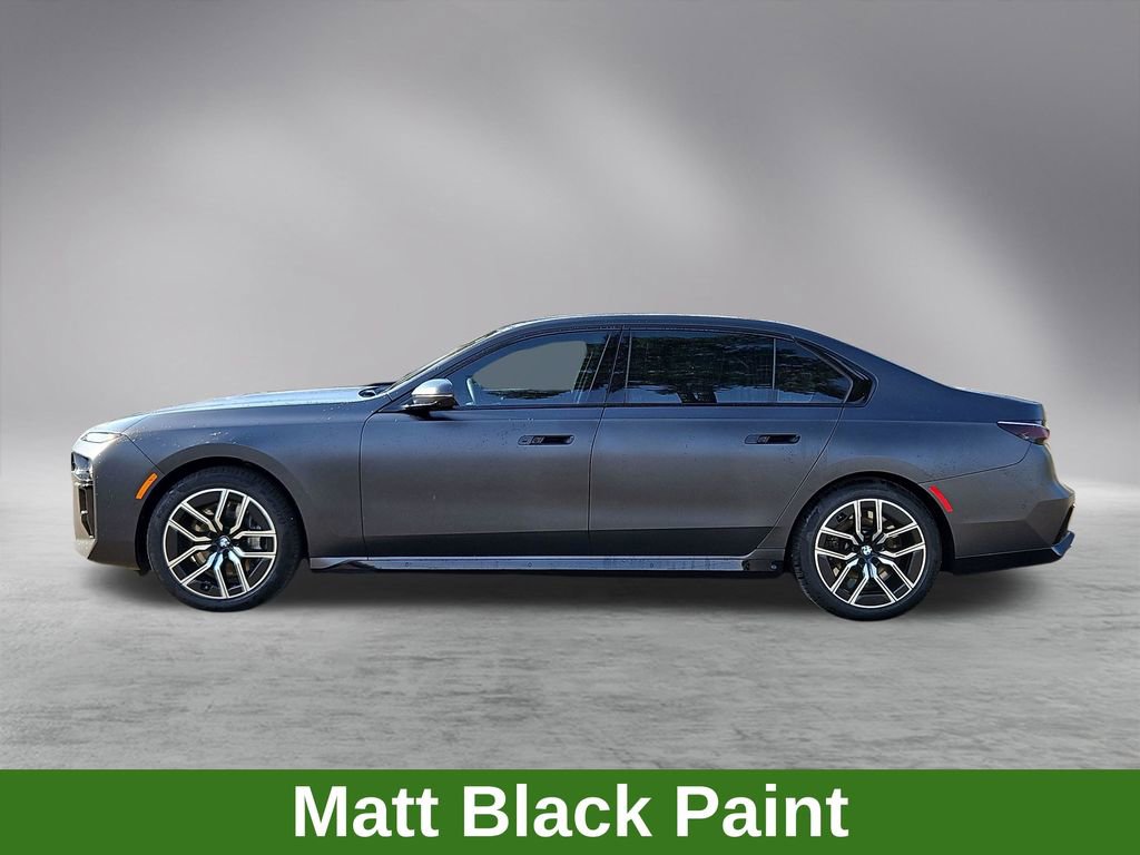 Used 2024 BMW 760i xDrive AWD/4WD image 4