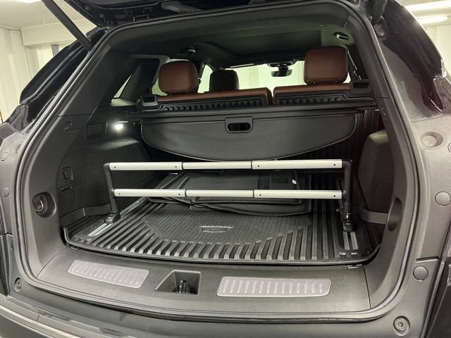 Certified 2023 Cadillac XT5 Sportv w/ Technology Package AWD/4WD image 19