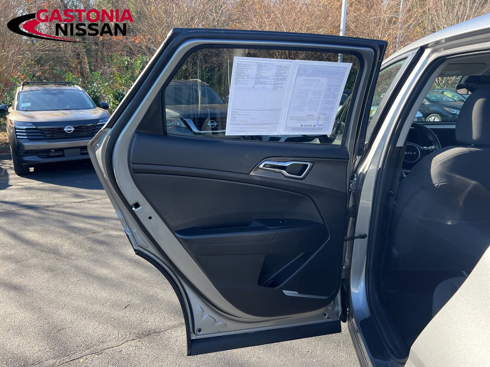 Used 2023 Kia Sportage LX image 34