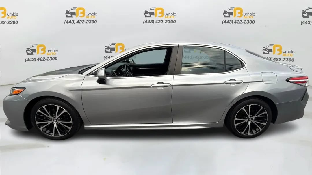 Used 2020 Toyota Camry SE FWD image 8
