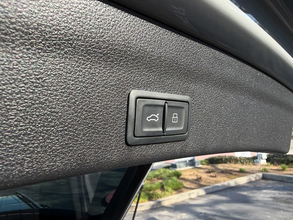 Used 2021 Audi RS 6 image 35