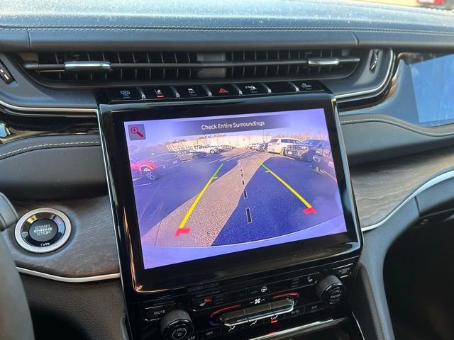 Used 2023 Jeep Grand Cherokee 4WD 4xe image 28