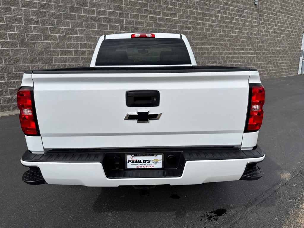 Used 2019 Chevrolet Silverado 1500 Custom w/ Custom Convenience Package AWD/4WD image 6