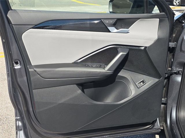 New 2026 Volkswagen Tiguan SE image 13