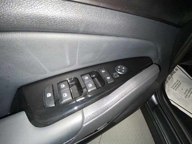 Used 2024 Kia Sportage EX image 13