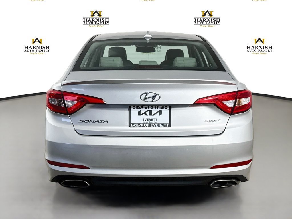 Used 2015 Hyundai Sonata Sport w/ Option Group 04 FWD image 6
