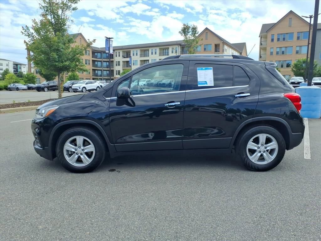 Certified 2018 Chevrolet Trax LT w/ LT Convenience Package FWD image 31