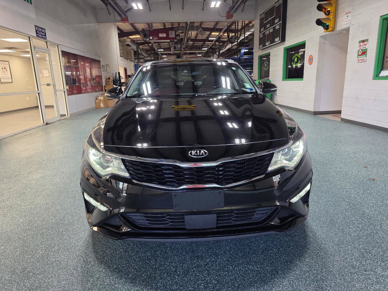 Used 2020 Kia Optima SX FWD image 3