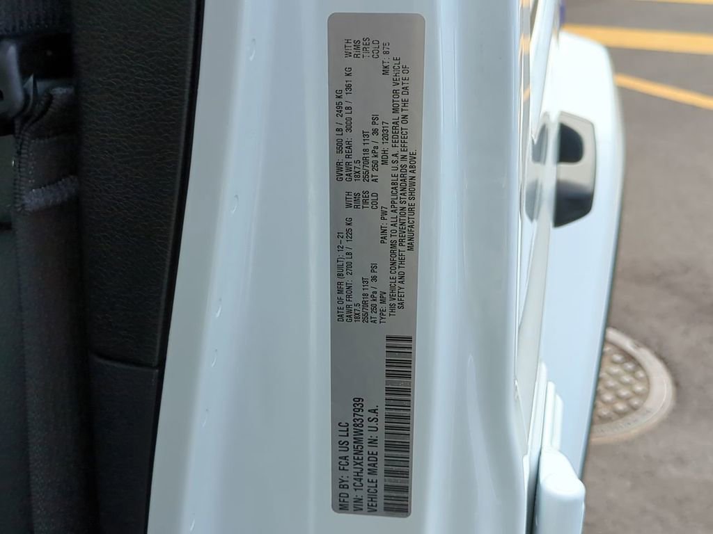 Used 2021 Jeep Wrangler Unlimited Sahara image 30