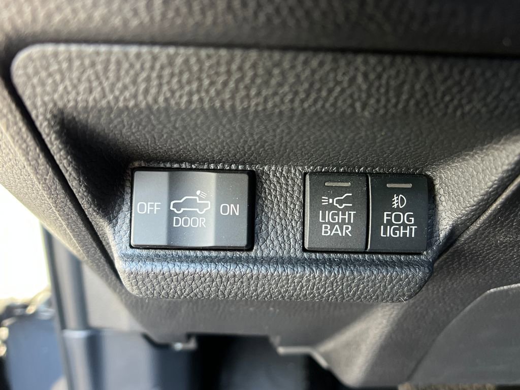 Used 2025 Toyota Tacoma 4x4 Double Cab Hybrid w/ Tow Tech Package image 28