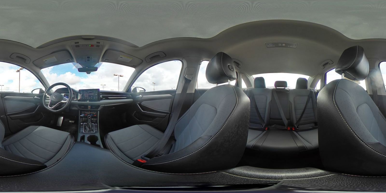 Used 2025 Volkswagen Jetta SE image 42