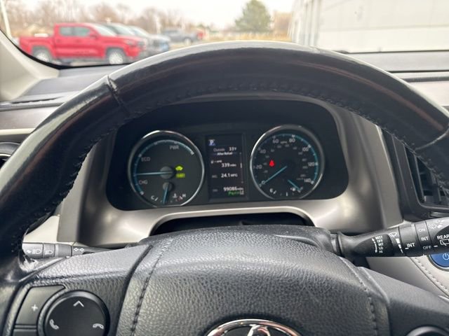 Used 2018 Toyota RAV4 Limited image 22