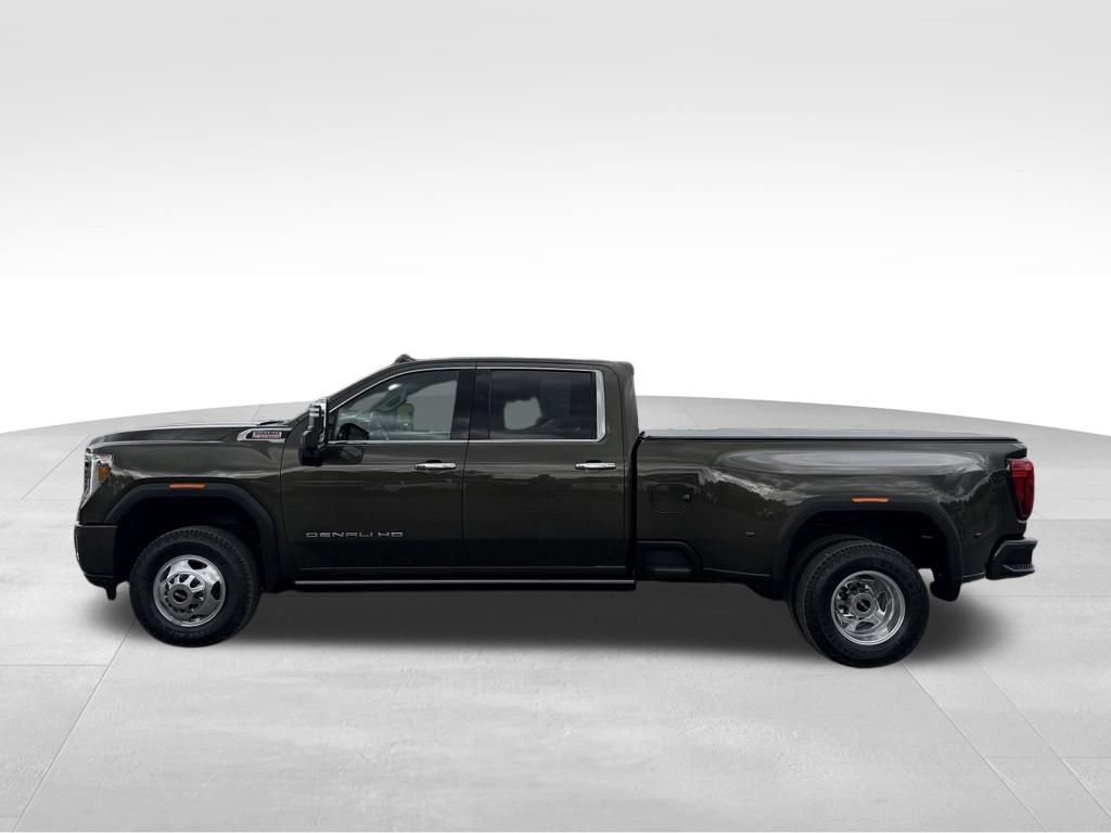 Used 2022 GMC Sierra 3500 Denali AWD/4WD image 13