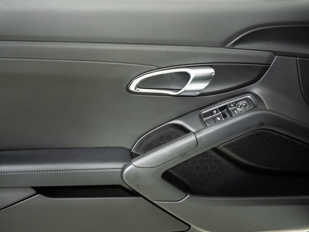 Used 2015 Porsche Cayman S RWD image 6