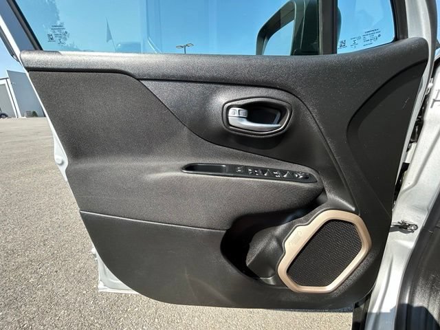Used 2017 Jeep Renegade Sport w/ Power & Air Group AWD/4WD image 26