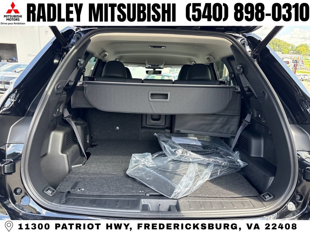 New 2026 Mitsubishi Outlander SE AWD/4WD image 15