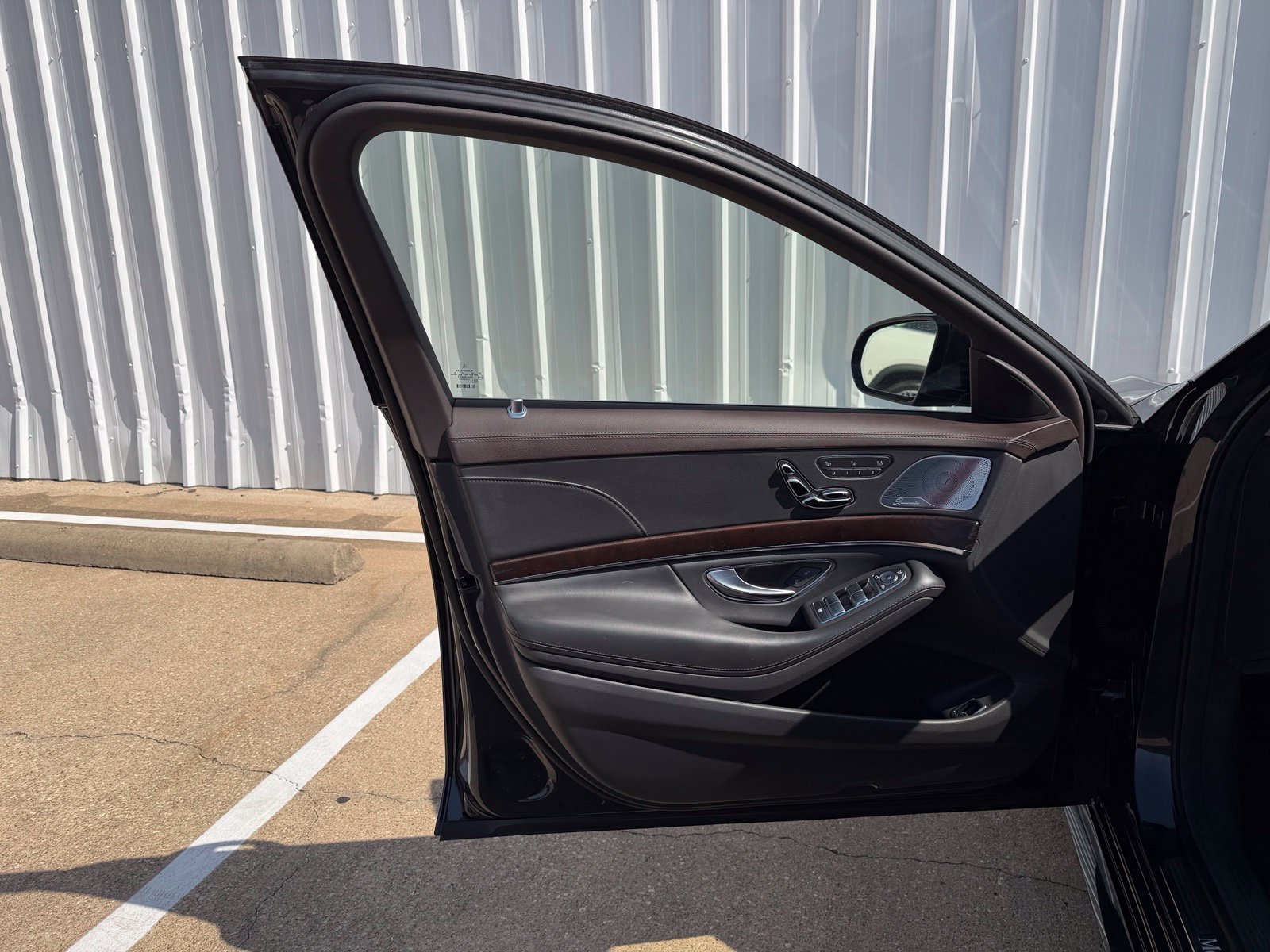 Used 2019 Mercedes-Benz S 560 Sedan image 21