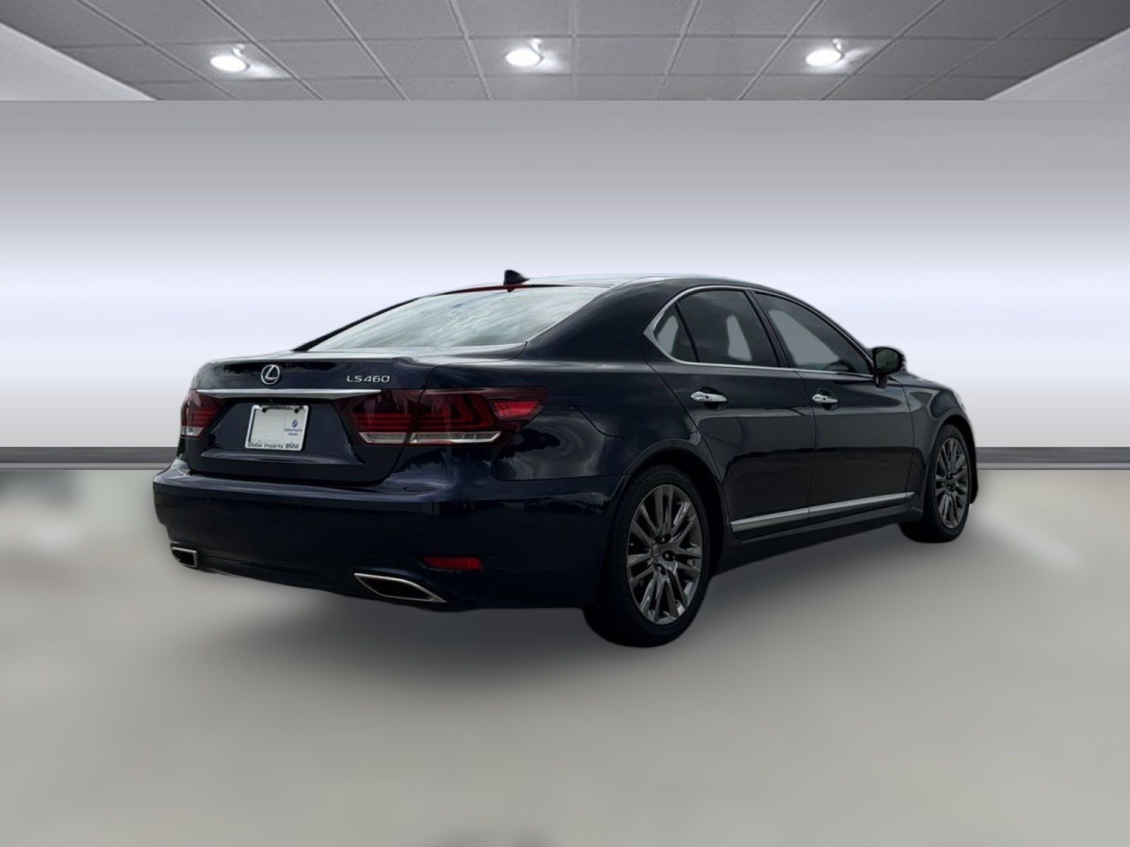 Used 2017 Lexus LS 460 RWD image 7