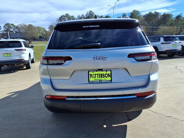 New 2025 Jeep Grand Cherokee L Laredo image 3