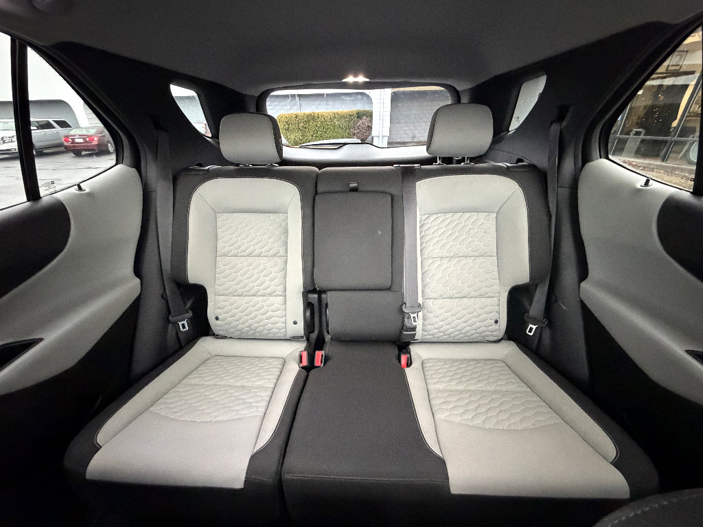 Used 2018 Chevrolet Equinox LT image 4