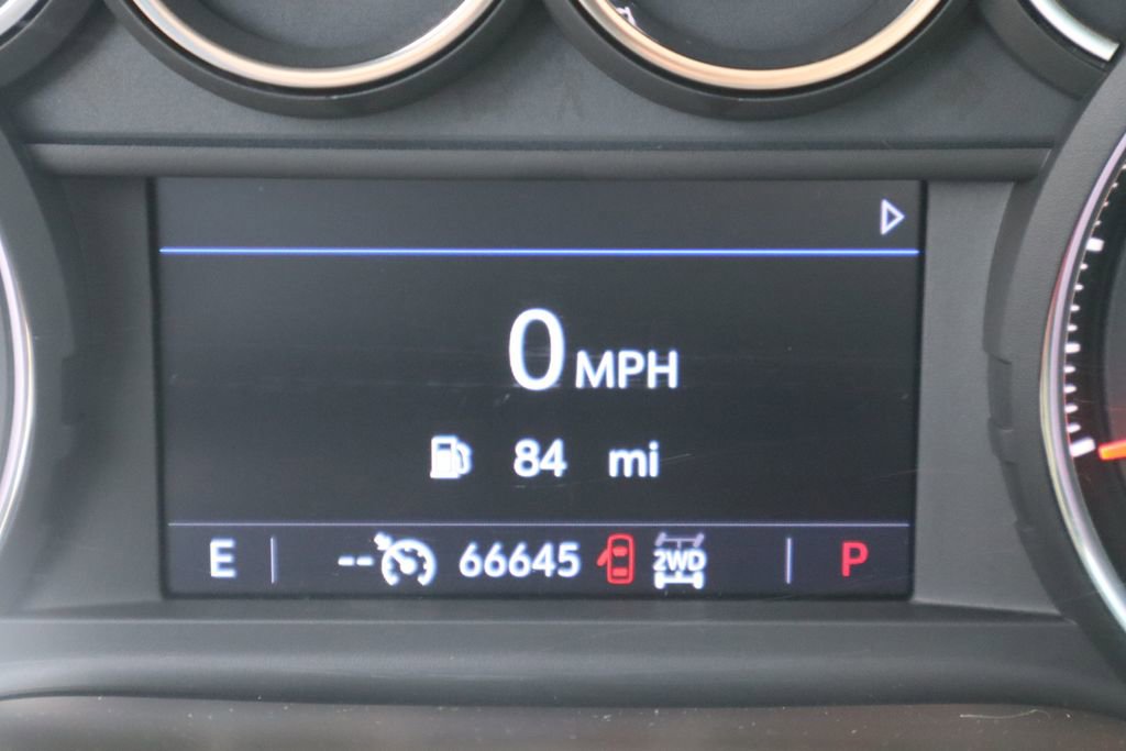 Used 2019 Chevrolet Silverado 1500 LTZ image 18