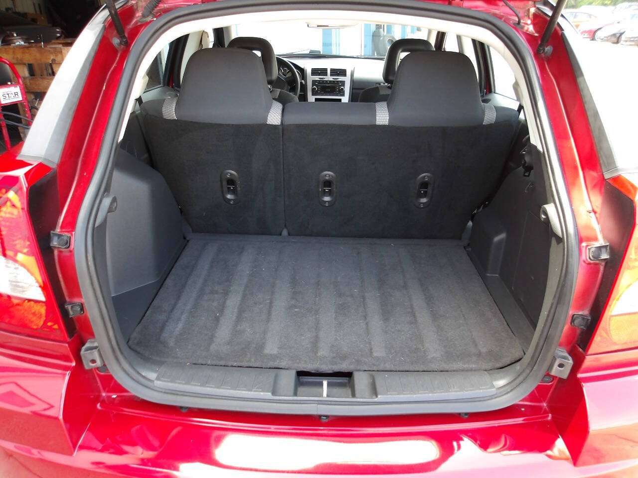 Used 2009 Dodge Caliber SXT FWD image 22