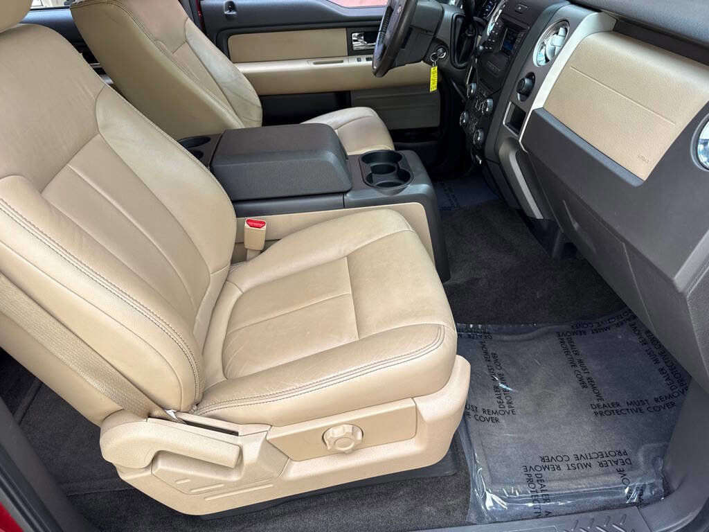 Used 2014 Ford F150 XLT w/ XLT Chrome Package image 16