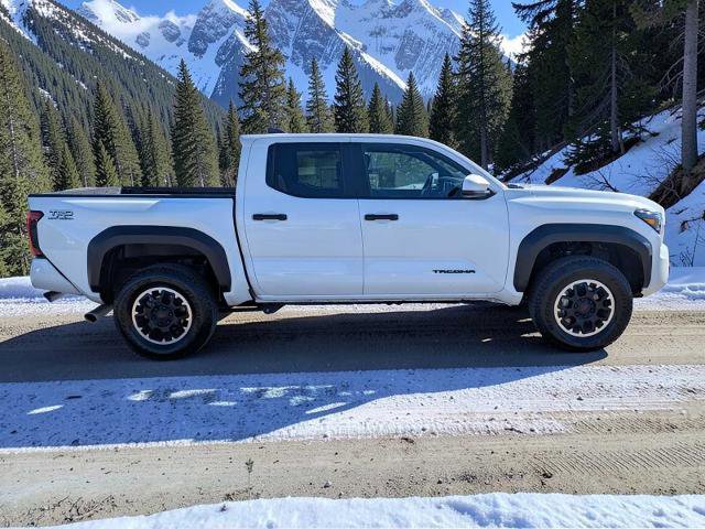 Used 2024 Toyota Tacoma TRD Off-Road image 7
