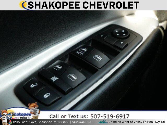 Used 2019 Dodge Journey SE image 16