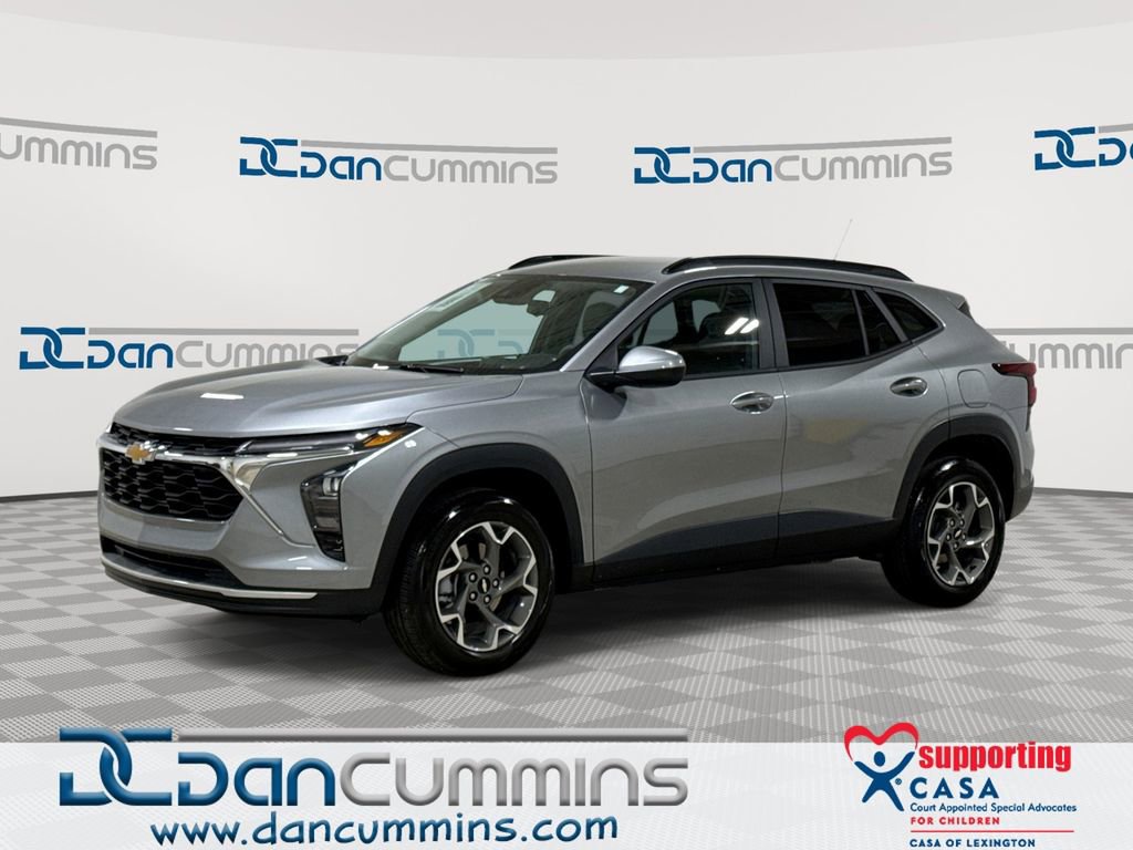 Used 2024 Chevrolet Trax LT image 1