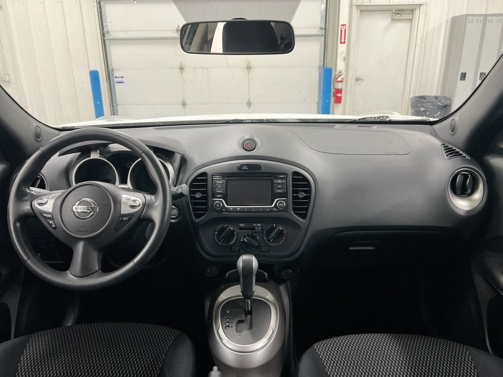 Used 2015 Nissan Juke S AWD/4WD image 10