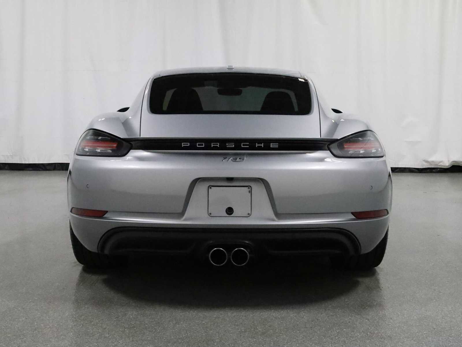 Used 2018 Porsche 718 Cayman S RWD image 7