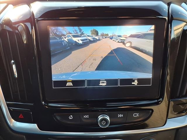 Used 2023 Chevrolet Traverse LT image 27