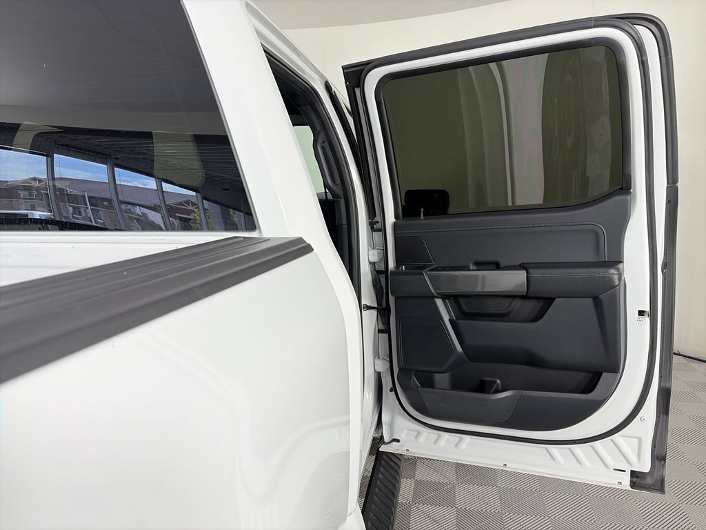 Used 2022 Ford F150 XLT w/ Equipment Group 302A High AWD/4WD image 27