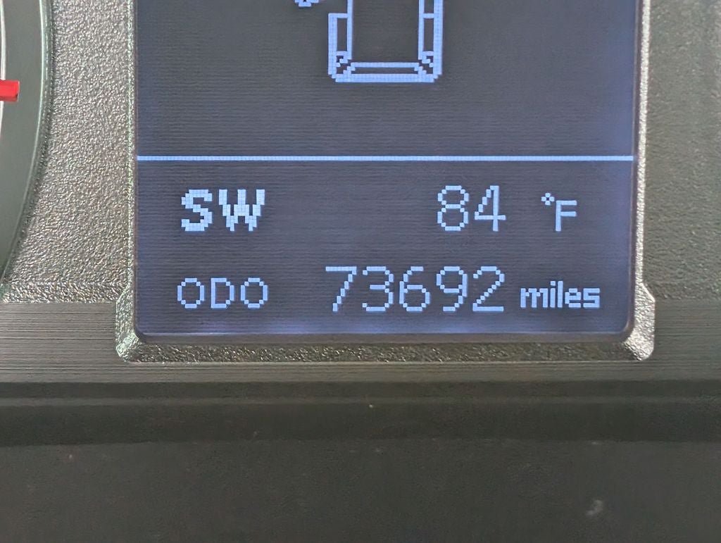 Used 2018 Toyota 4Runner SR5 AWD/4WD image 3
