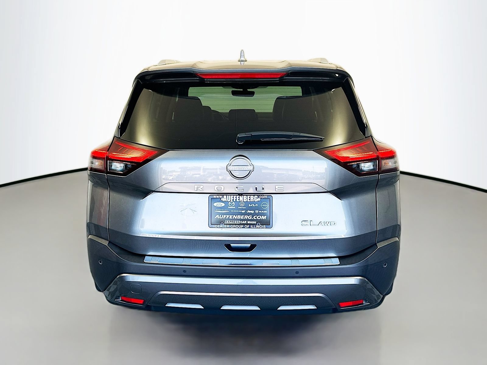 Used 2023 Nissan Rogue SL w/ SL Premium Package AWD/4WD image 6