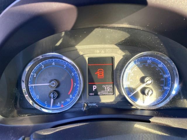 Used 2018 Toyota Corolla L image 10