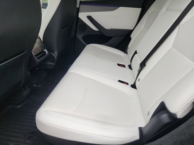 Used 2026 Tesla Model Y 2WD image 24